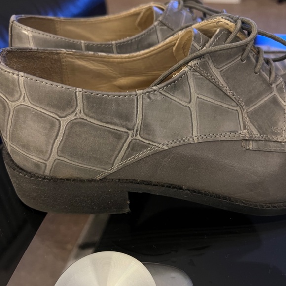 Grey Alligator Block Pattern Italian Leather - Picture 2 of 7